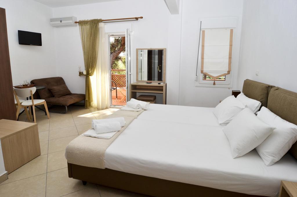 Ferienwohnung Inanthi Potos Zimmer foto